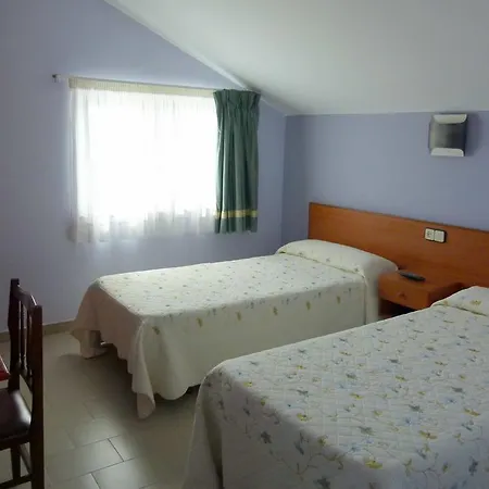 Chiquin בית הארחה *